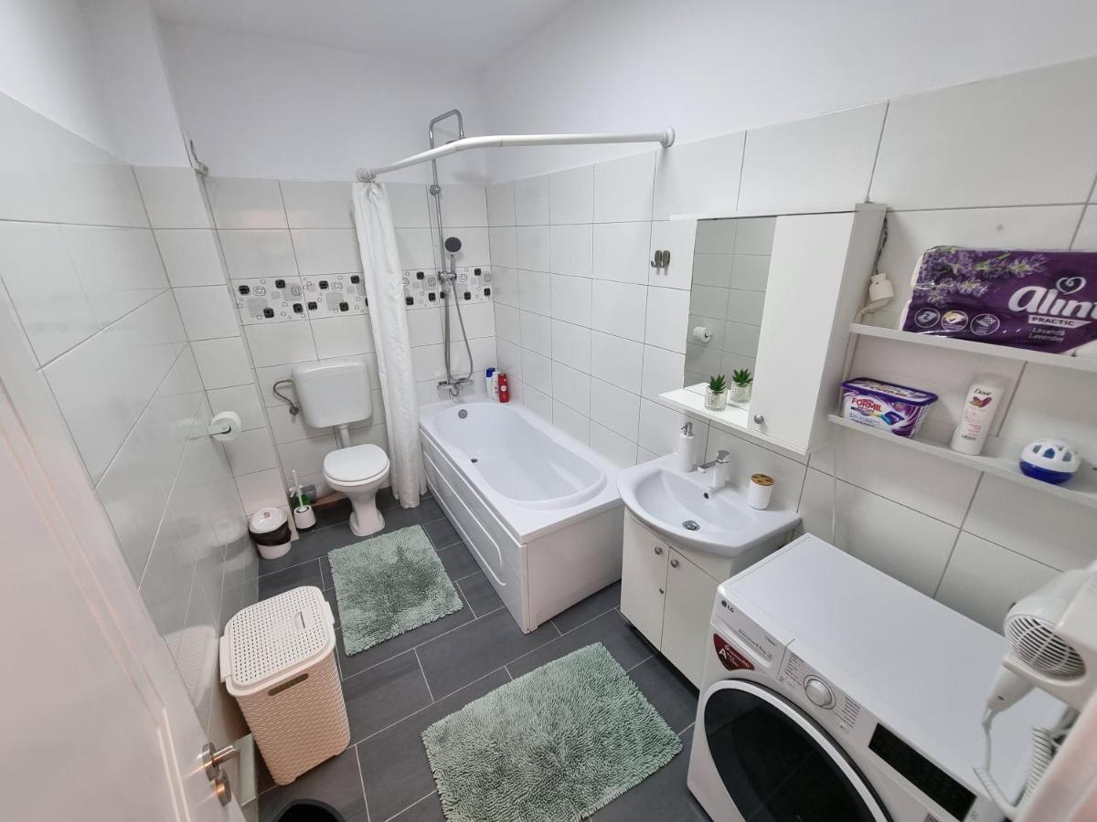 25 Luxury Apartament 부쿠레슈티 외부 사진