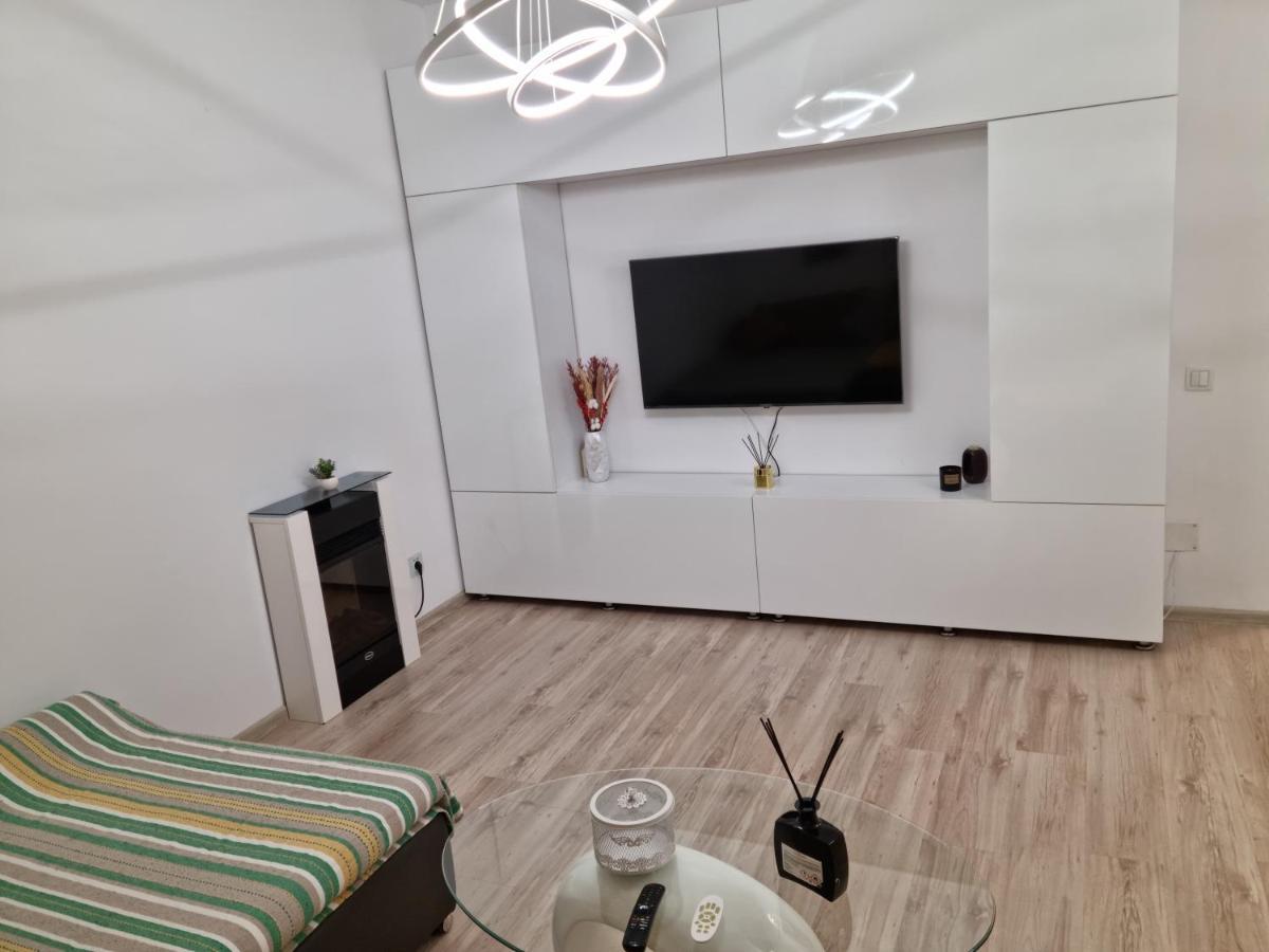25 Luxury Apartament 부쿠레슈티 외부 사진